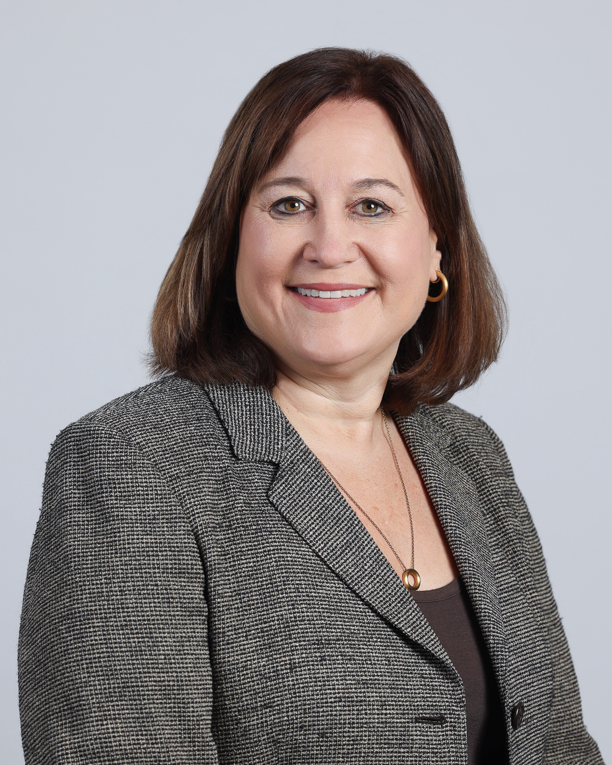 Dr. Sari Kives